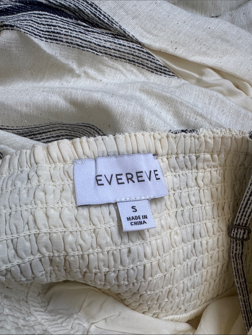 EVEREVE Andi Striped Maxi Dress - Picture 6 of 7